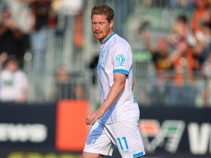 Venezia Vs Napoli: Penalti De Bruyne Gagal, Partenopei Tumbang