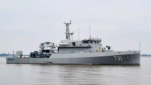 Kapal perang KRI Pulau Fani731 di perairan Taman Nasional Komodo, Labuan Bajo, Manggarai Barat, NTT, Sabtu  (17/10/2026). (Dok. Danlanal Labuan Bajo, Letkol Laut (P) Aan Harminanto)