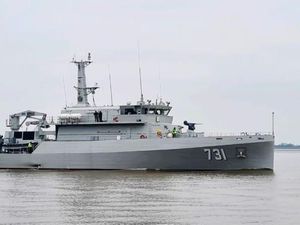 TNI AL Kerahkan Kapal Perang Cari Jessica di Perairan TN Komodo