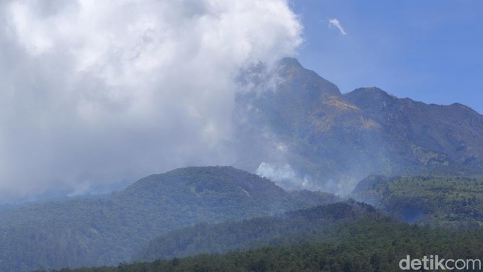 Lereng Gunung Lawu di Kabupaten Karanganyar, Sabtu (17/10/2026).