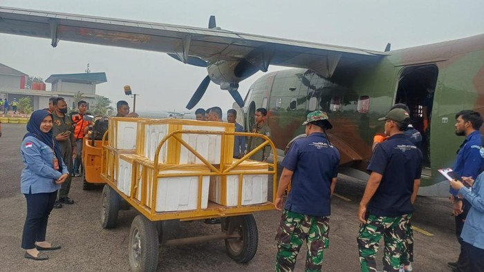 OMC dry ice dilakukan di area Palembang.