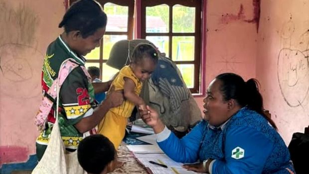 Potret warga akses fasilitas kesehatan di Distrik Yapsi di Kabupaten Jayapura Potret warga akses fasilitas kesehatan di Distrik Yapsi di Kabupaten Jayapura