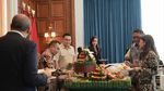 Ultah ke-75, Ini 8 Momen Prabowo Kulineran dari Bakmi hingga Tumpeng
