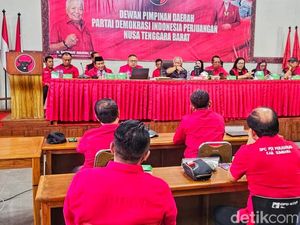 PDIP Usul Pecat Musyafirin gegara Jabatan Komisaris Bank NTB Syariah