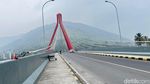Penampakan Danau Toba Diselimuti Kabut Asap Karhutla