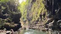Hujan Tanpa Awan di Green Canyon