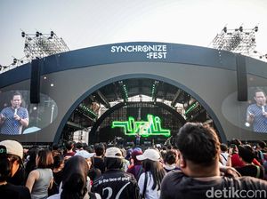 Wali Ajak Penonton Salawat dan Doakan Karhutla di Synchronize