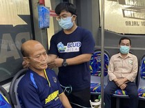 2 Bus Oksigen Keliling Siaga, Bantu Warga Palangka Raya yang Terpapar Asap