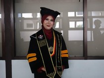 Tanpa Fast Track, Diadara Lulus S2 Sebelum 25 Tahun & Jadi Wisudawan Terbaik UPI
