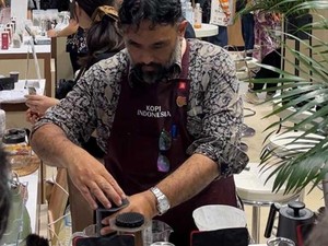 Menyesap Harum Kopi Indonesia di Tokyo