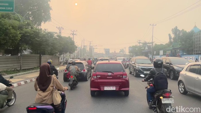 Asap karhutla kiriman Jambi dan Sumsel masih menyelimuti Kota Bengkulu