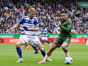 Zwolle Vs Go Ahead Eagles: Dean James Cs Tumbang 1-4