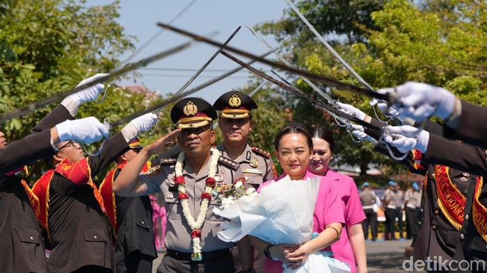 Farewell parade Kapolresta Sidoarjo