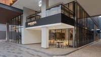 Artotel Wanasaba menyediakan ARTSPACE sebagai galeri untuk menampilkan karya seni, terutama dari seniman muda. Ruang ini diharapkan menjadi tempat bagi komunitas kreatif untuk berkolaborasi, berkarya, dan berinteraksi dengan masyarakat. Dok. Artotel Wanasaba 