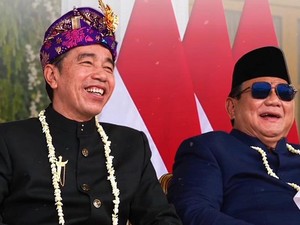 Jokowi Ucapkan Selamat Ulang Tahun ke Prabowo, Doakan Kuat