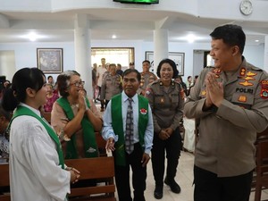Minggu Kasih di Tabanan, Kapolres Sosialisasi Layanan Darurat 110 Gratis 24 Jam