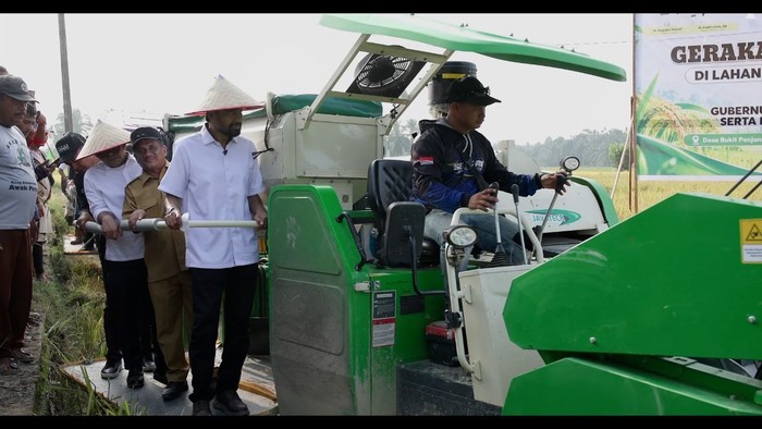 Lahan Pertanian Pulih, Petani Aceh Tamiang Kembali Panen Padi