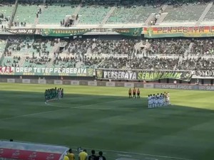 One Minute Silence di GBT untuk 4 Suporter PSS yang Tewas Kecelakaan