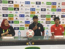 Leonard Tupamahu Soroti Disiplin Pemain Usai Deltras Imbang Lawan Persis