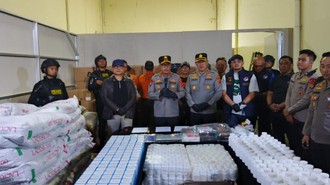Polisi Bongkar Pabrik Hexymer dan Tramadol di Bandung, 5 Orang Jadi Tersangka