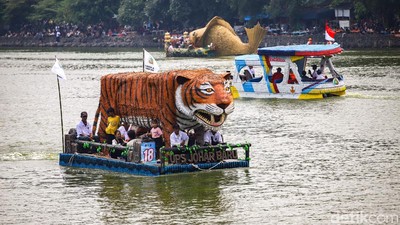 Peringati Hari Sungai Sedunia, Festival Perahu Cilung Ajak Warga Peduli Lingkungan