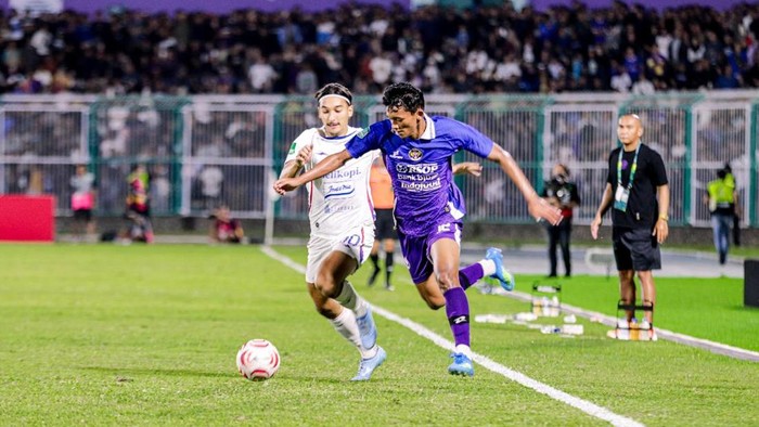Pertandingan PSGC vs PSIS di Stadion Galuh, Ciamis.