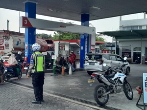 Kapolres Kediri Kota Pastikan Stok BBM Aman, Warga Diminta Tak Menimbun