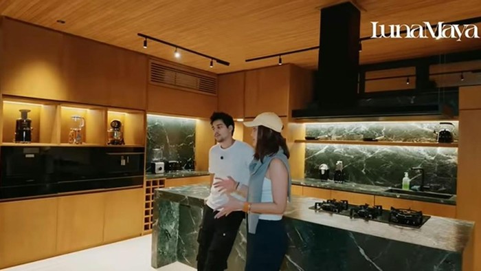 Rumah Luna Maya di Bali Rumah Luna Maya di Bali