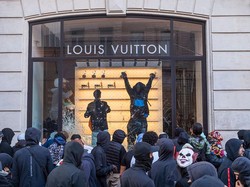 Gerai Louis Vuitton Hingga Hermes Dijarah di Prancis, Kena Imbas Demonstrasi