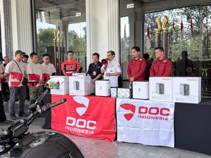 Aksi Sosial Komunitas Ducati, Sumbang 6 Oksigen Concentrator untuk PMI