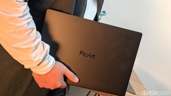 ASUS resmi meluncurkan ProArt P14 dan ProArt P16 di Indonesia, Selasa (20/10/2026). Kedua laptop premium ini ditujukan bagi kreator profesional dengan dukungan teknologi NVIDIA RTX Spark. Foto: Adi FR/detikINET