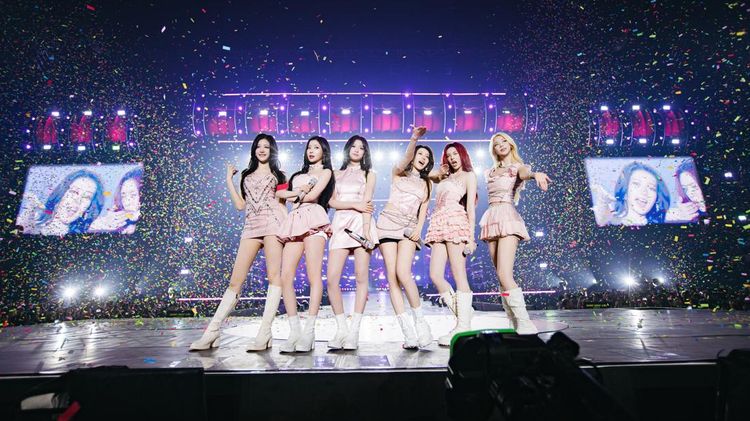 Gamon dari BAEMON! Potret BABYMONSTER di Konser CHOOM Jakarta
