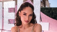 Gaya Cinta Laura Nonton Victoria's Secret Fashion Show, Sukses Bikin Terpana!