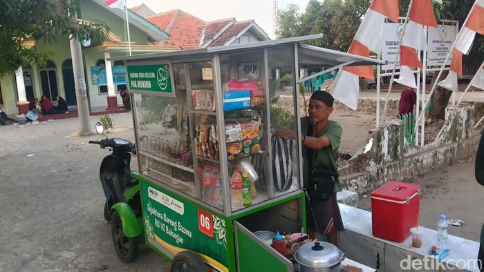 Energi Mukmin: Kakinya Lemah, Tapi Rasa Semangat Menopang Hidupnya