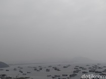 Haze Kembali Selimuti Labuan Bajo, Jarak Pandang Terbatas 4 Km