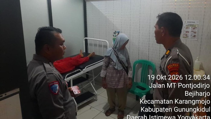 Kondisi remaja yang alami kecelakaan di Jalan Tawarsari-Grogol, Wonosari, Gunungkidul, Senin (19/10/2026).
