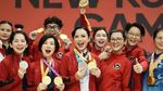 Bahagia Kris Dayanti Raih Medali Kejuaraan Wushu Ditonton Suami dan Anak