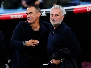 Mourinho Ragu Guler Benar-benar Sikut Pemain Sevilla