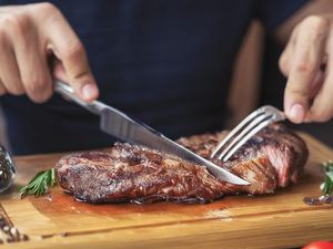 Ingin Hidup hingga 100 Tahun? Bisa Tiru Pola Makan Seperti Ini