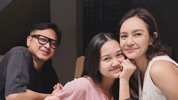 Kompak! Masayu Anastasia dan Lembu Rayakan Ultah ke-17 Samara