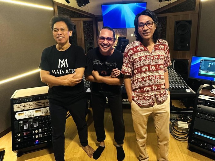 mata air band