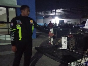 2 Lansia Tewas Tertabrak Truk Trailer di Jalan Lingkar Klaten