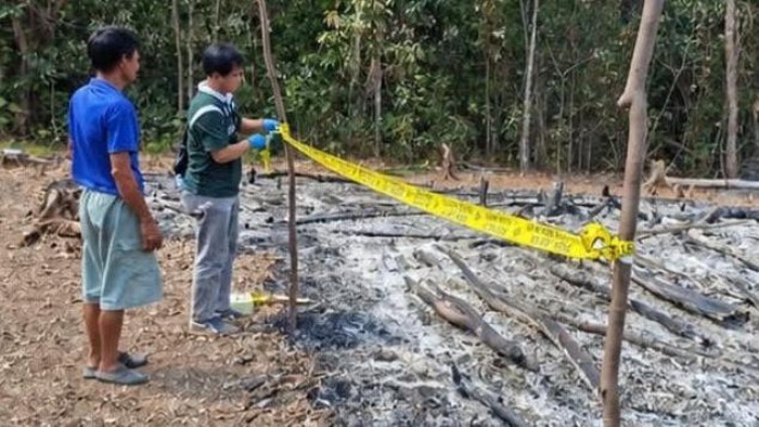 Polisi melakukan olah TKP lahan terbakar di Empat Lawang