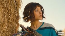 Potret Jenna Ortega Jadi Robot Buatan di Klara and the Sun