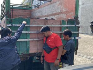 Pelangsir BBM di Parepare Bolak-Balik SPBU Bawa 16 Jeriken