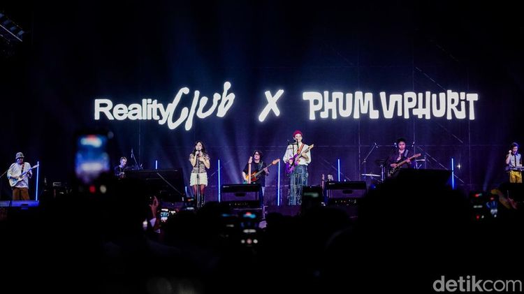 Reality Club dan Phum Viphurit Satukan Lagu di Synchronize Fest 2026