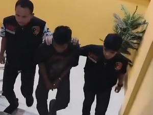 Viral Pengamen Sebar Amplop Minta Uang ke Penumpang Angkot Bogor