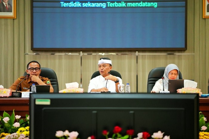 Sekda Jabar Herman Suryatman
