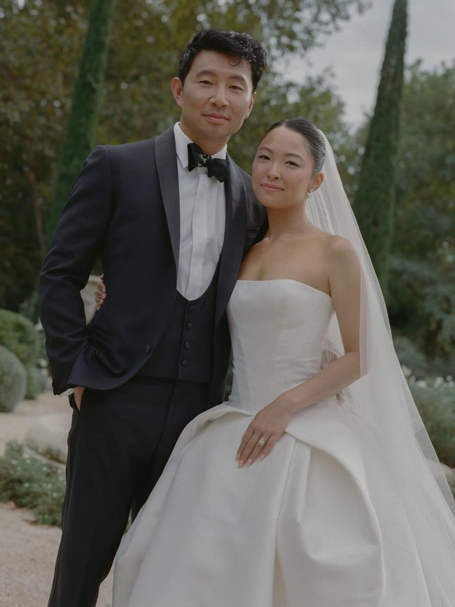 Pernikahan Gaya Klasik Simu Liu dan Allison Hsu, Digelar di Prancis