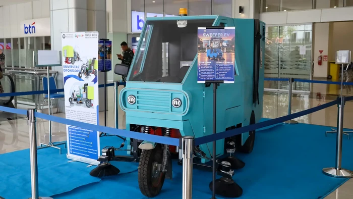 Sweeper EV UNDIP, kendaraan penyapu jalan bertenaga listrik karya peneliti Fakultas Teknik